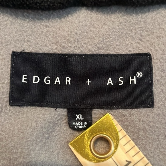 Edgar & Ash Black and Gray Front Pocket Quarter Zip Pullover Fleece Size XL - Picture 9 of 11